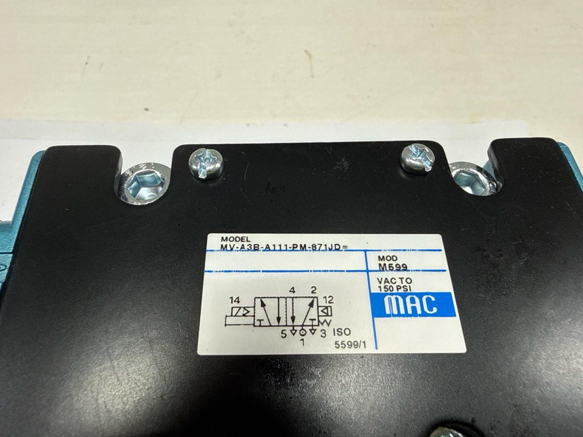 Mac Solonoid Valve 17.1 Watts New X 5 - Image 4 of 7