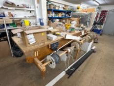 Wooden Work Bench, No Reserve