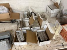 Assorted Magnets, No Reserve