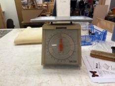 Salter Scales, No Reserve