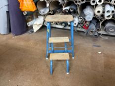 Small Step Stool, No Reserve