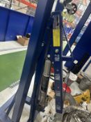 Mamuth Lifting Hoist Location: Middlesborough, TS2 Viewing - Strictly by appointment ONLY Collect