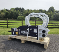 Hirox Hdx-05 (brand new and unused) hydraulic breaker to suit 1-2.7 ton machine Location - BURY (BL