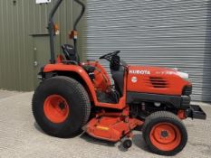 2014 Kubota STV 36 Compact Tractor with Mid Mounted 60 inch Cutting Deck, 2666 Hours, Turf Tyres