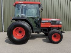 Kubota L4200 Compact Tractor with Cab, 4x4, 3260 Hours, Diesel Engine