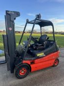 Linde 2.5 Tonne Electric Forklift, 4.7m Triple Mast with Side Shift, 19982 Hours