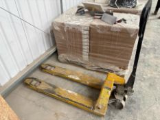 Pallet Truck, No Reserve