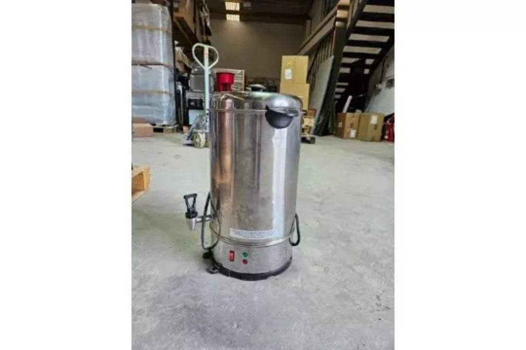 Commercial Hot Water Urn/Boiler - Image 2 of 2