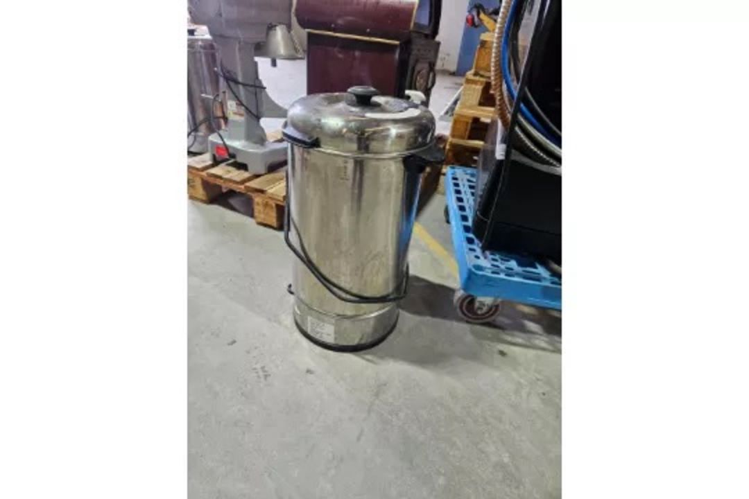 Commercial Hot Water Urn/Boiler - Image 4 of 12