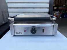 Quattro Electric Contact Grill/Panini Maker GCSO10, No Reserve