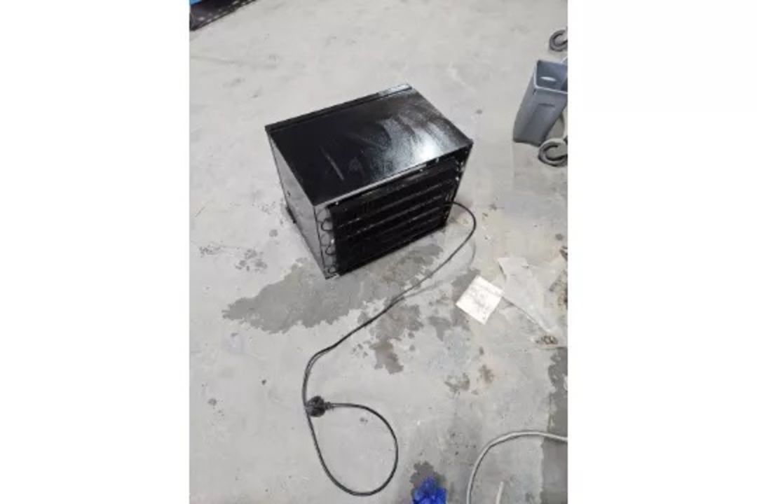 Milk Fridge - Image 2 of 6