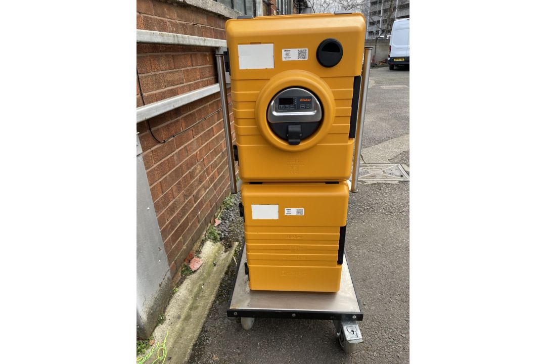 MKN Electric 6 Grid Combi Oven on Stand, Three Phase - Image 1 of 4