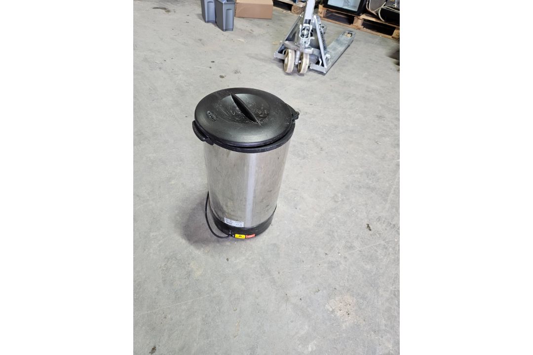 Commercial Hot Water Urn/Boiler - Image 12 of 12