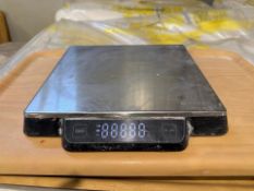 Hendi Digital Scale
