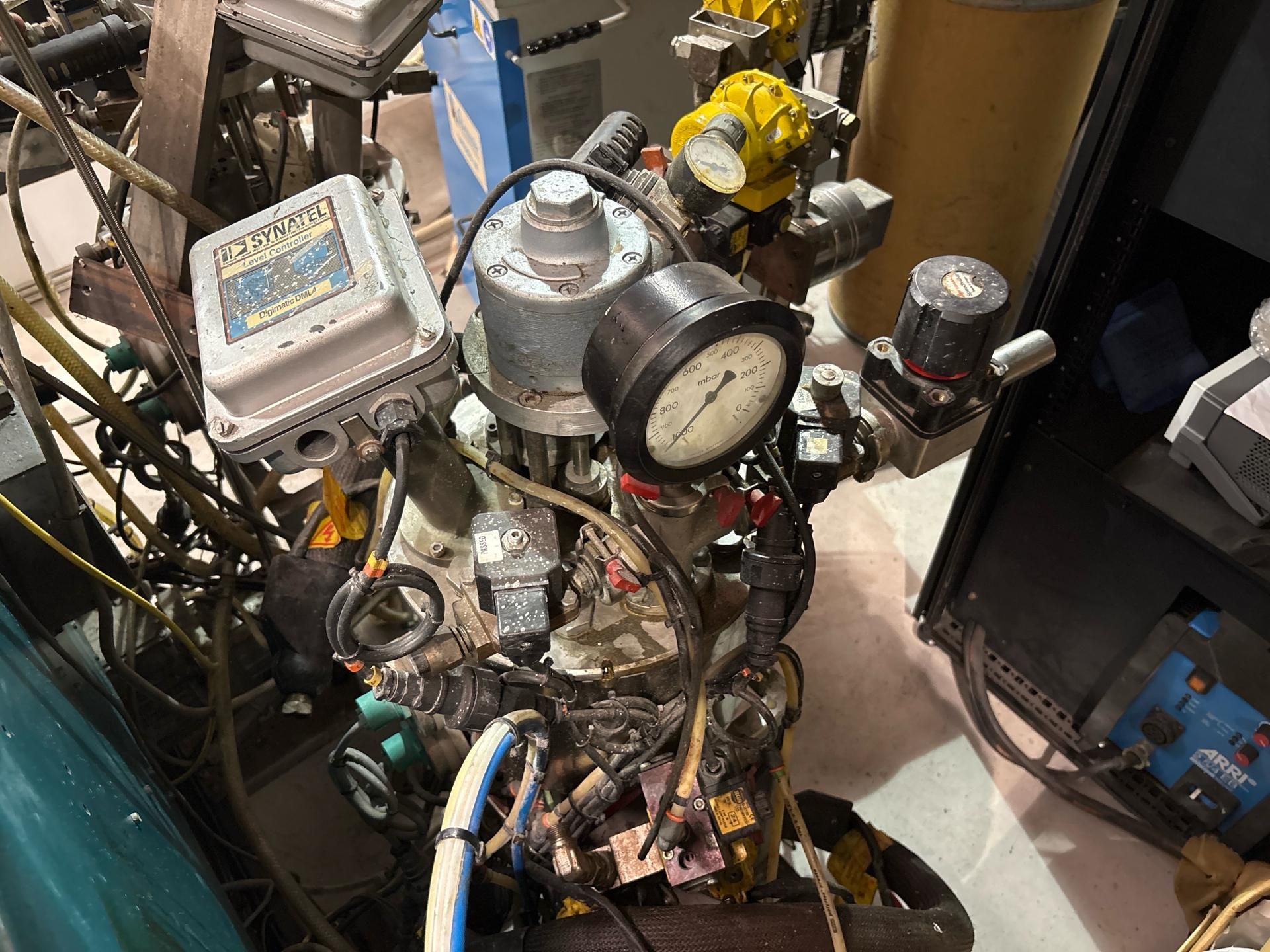 Liquid Control Gear Pump System - Image 6 of 13