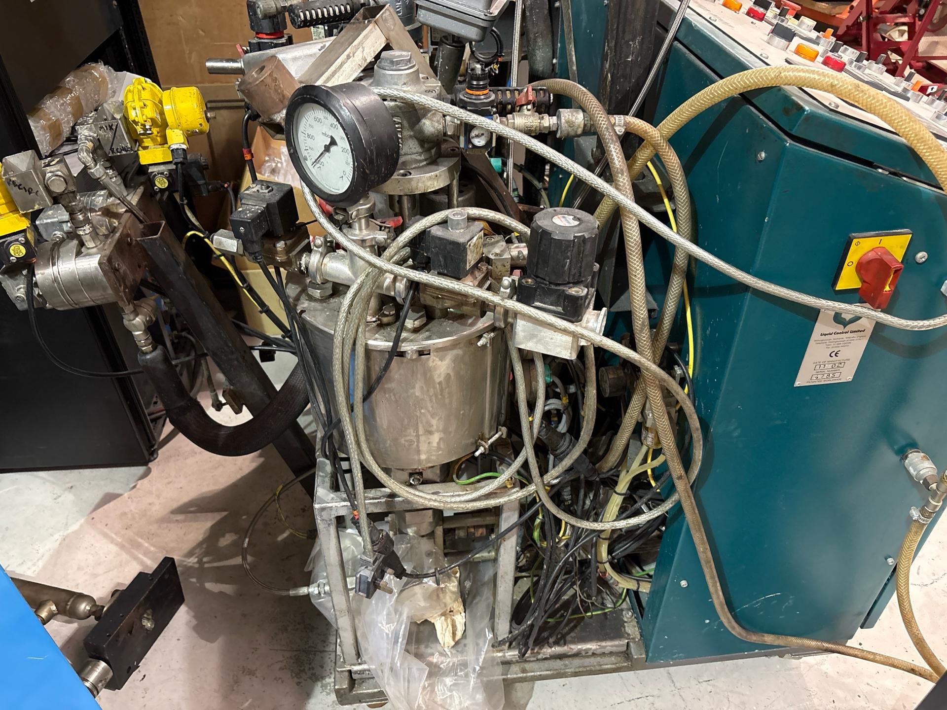 Liquid Control Gear Pump System - Image 10 of 13
