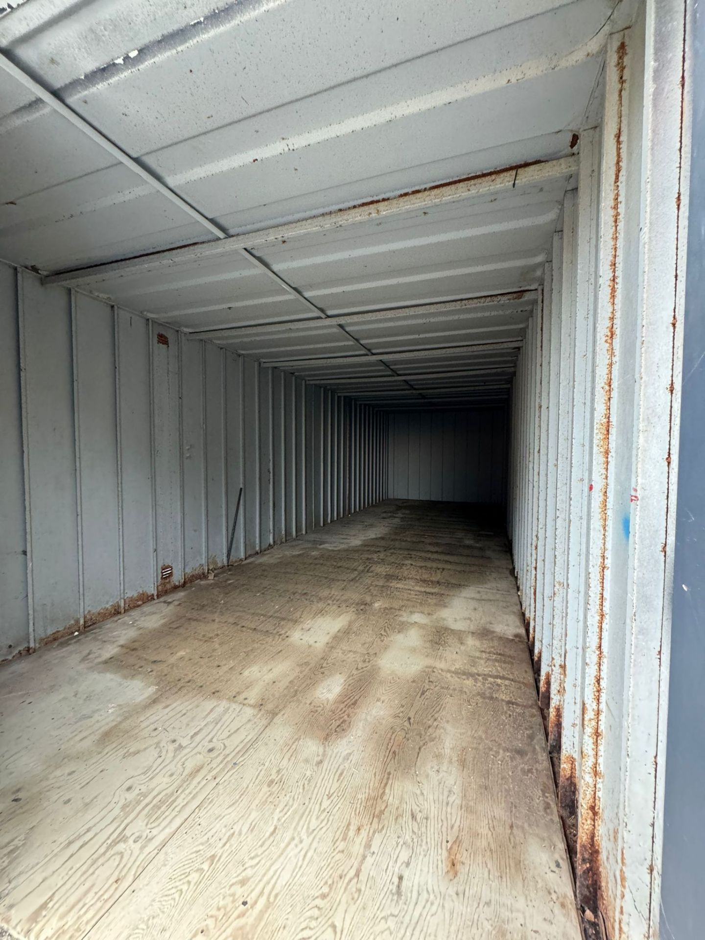 30 Foot Storage Container, one door is detached from the container - Image 2 of 3