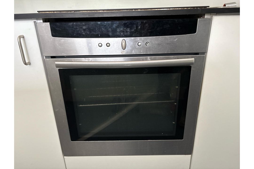 NEFF Built In Oven, No Reserve - Image 1 of 4