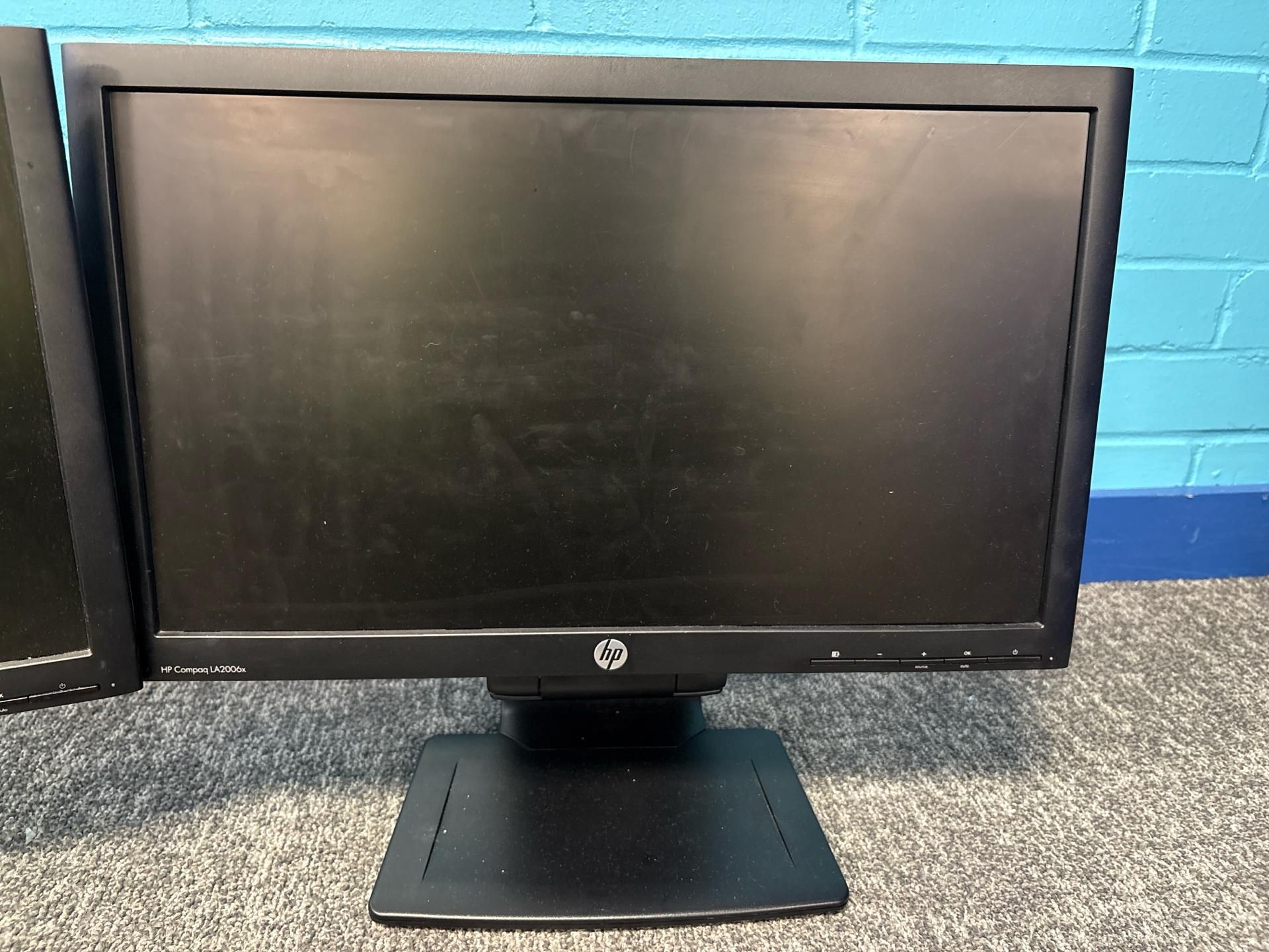 HP Compaq LA2006x Monitor x2 - Image 3 of 3