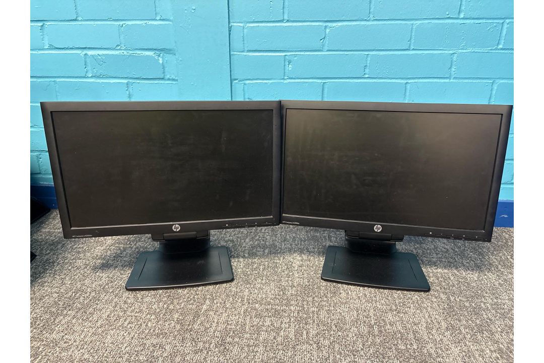 HP Compaq LA2006x Monitor x2 - Image 1 of 3