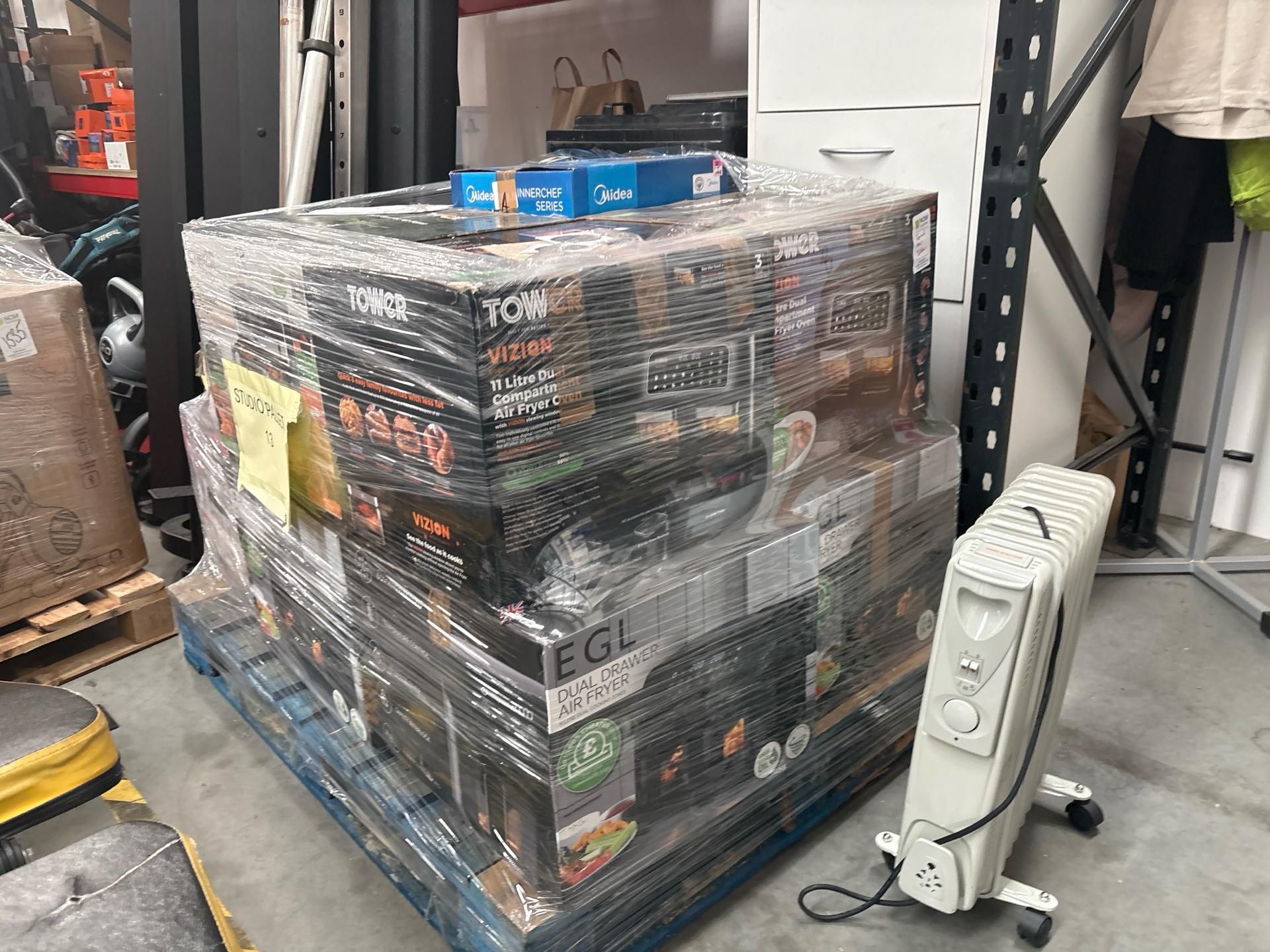Pallet of Assorted Retail Returns, Estimated Pallet RRP - £400 - Image 2 of 3