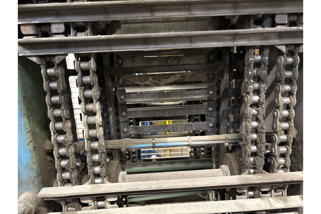 Chain Rail Elevator - Image 12 of 17