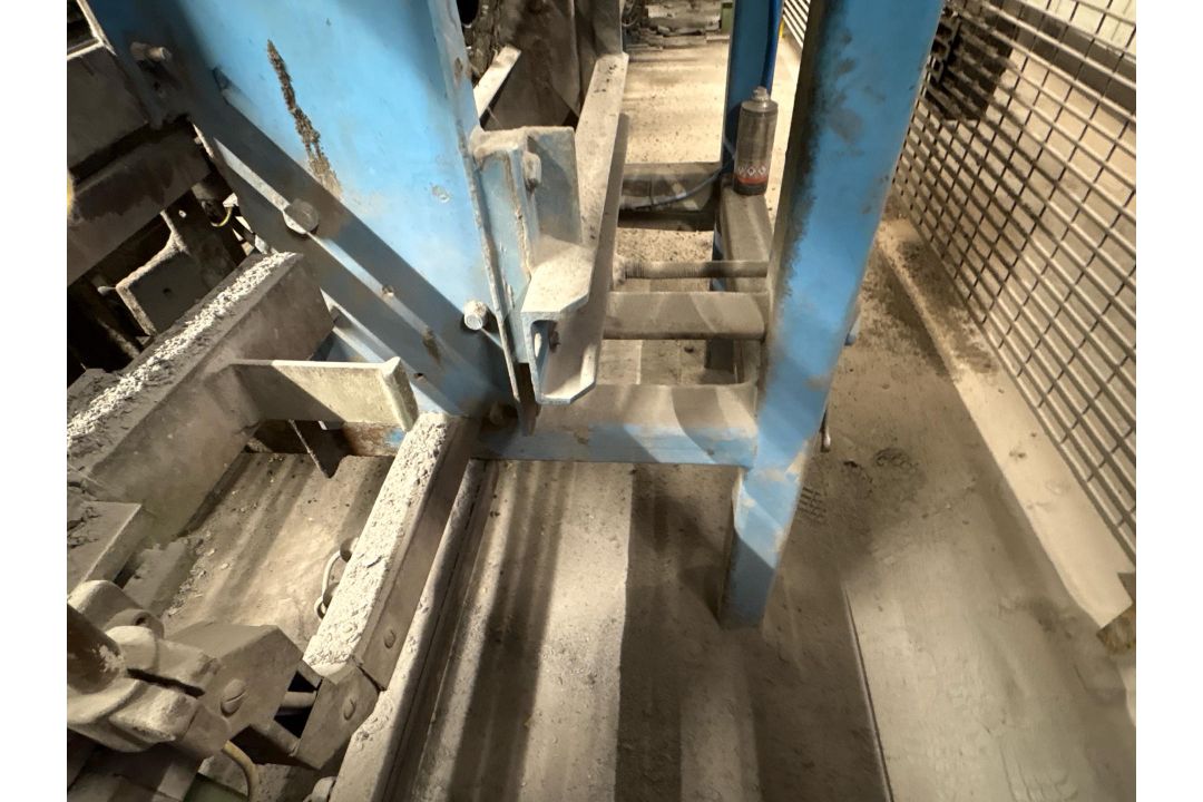 Chain Rail Elevator - Image 7 of 17