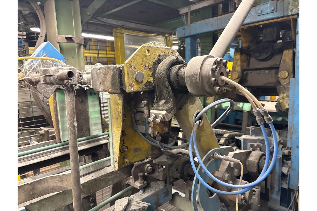 Burden Conveyor and Manipulator - Image 11 of 14