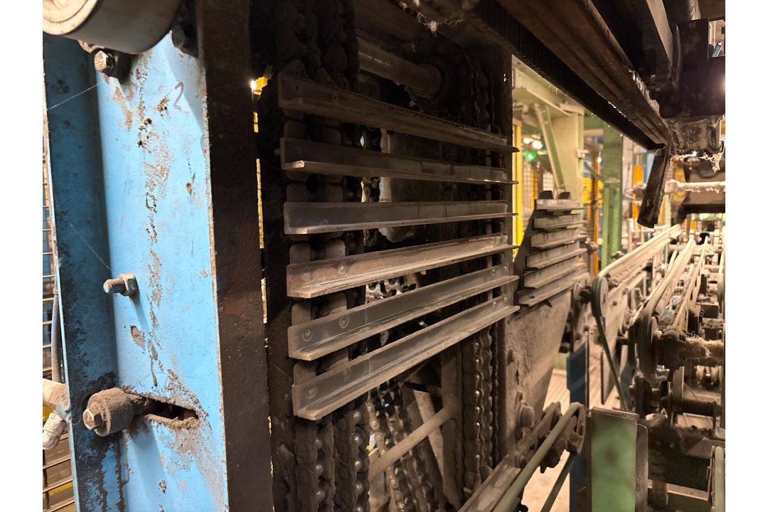 Chain Rail Elevator - Image 5 of 17