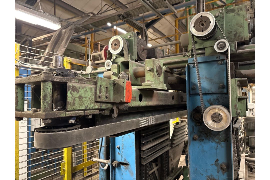 Chain Rail Elevator - Image 4 of 17
