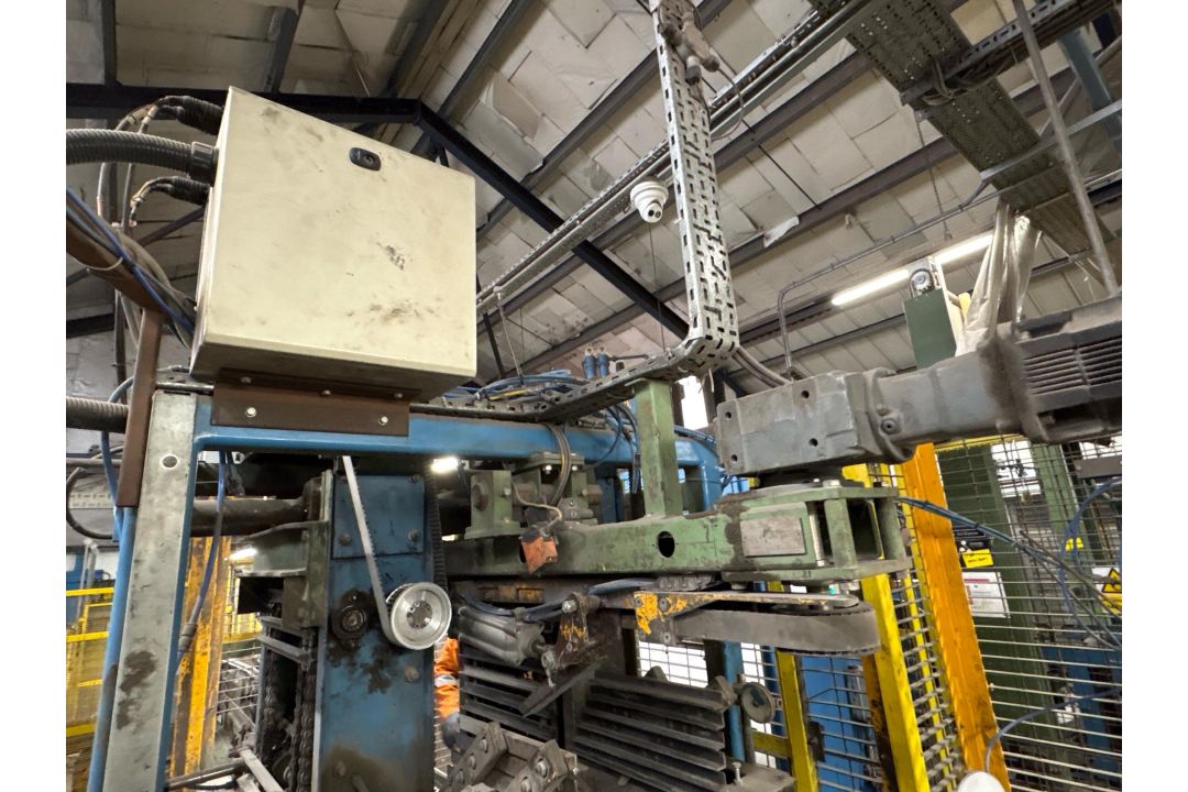 Chain Rail Elevator - Image 13 of 17