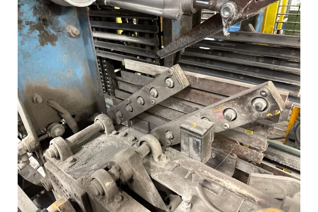 Chain Rail Elevator - Image 16 of 17