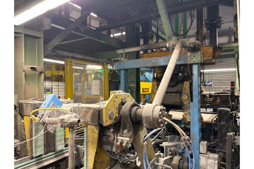 Burden Conveyor and Manipulator - Image 12 of 14