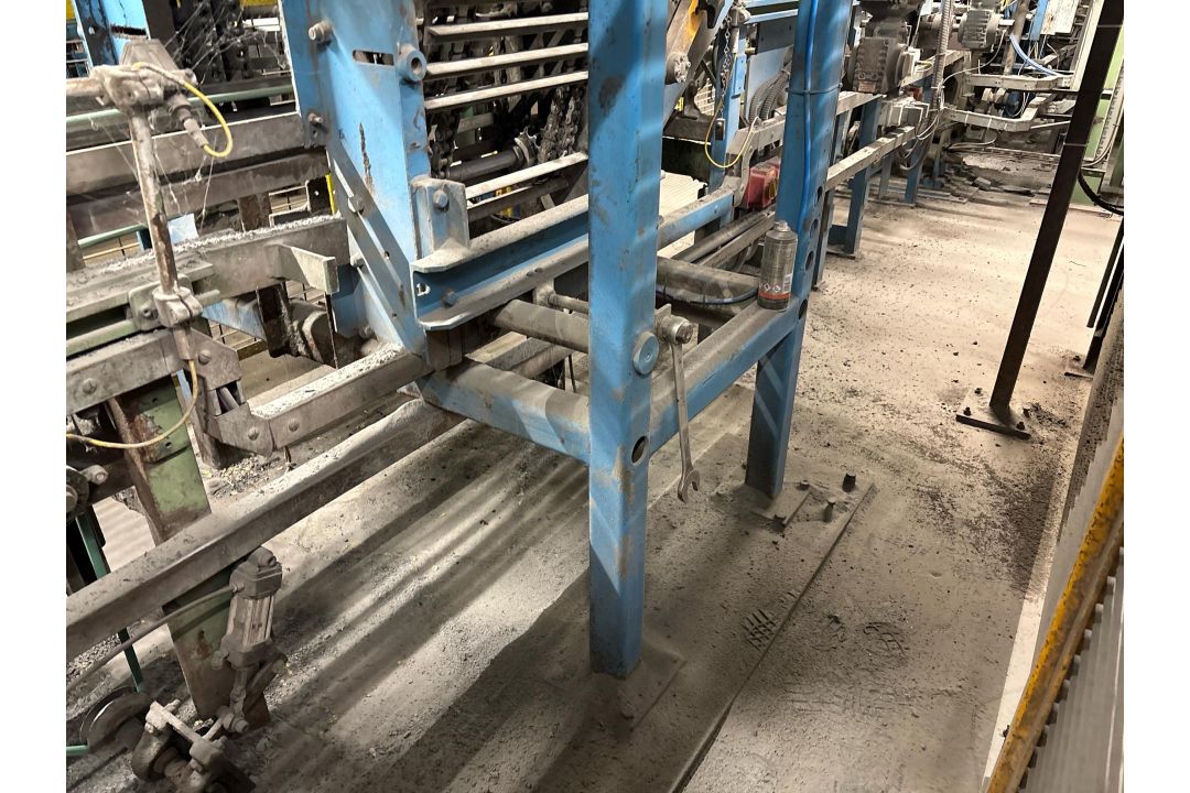 Chain Rail Elevator - Image 3 of 17