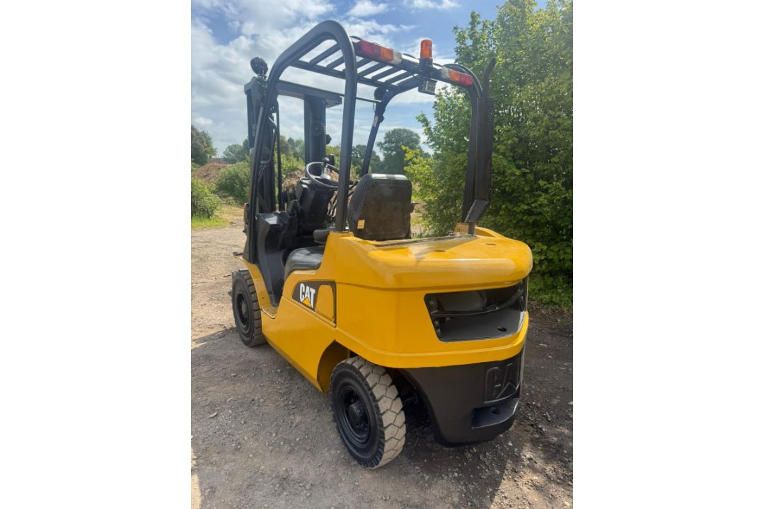 2007 Caterpillar DP25N 2.5 Tonne Diesel Forklift Truck, ONLY 2200 HOURS - Image 4 of 9