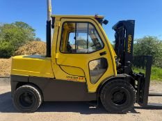 Hyster 5.5 Fortens Diesel Forklift, Container Spec, Fork Positioner (2016), 6968 Hours