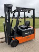 Doosan PRO5 15 1.5 Tonne Electric Forklift Truck, Container Spec, Side Shift, 6917 hours