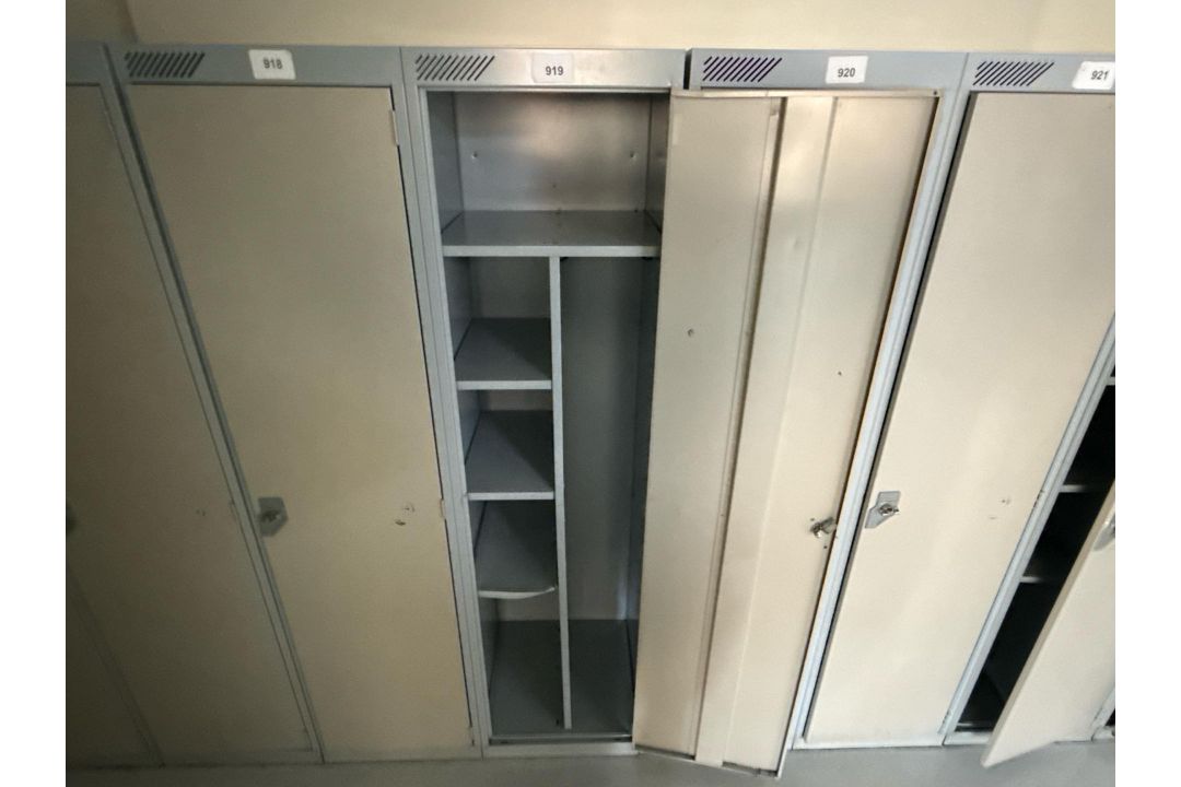 11 x Lockers - Image 3 of 4