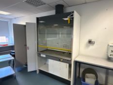 S&B Fume Cupboard