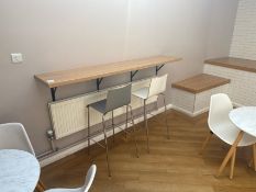 Breakfast Bar With 2 Stools
