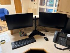 HP Desktop PC With 2 Monitors