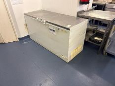 Interlevin Chest Freezer, Model EL61SS