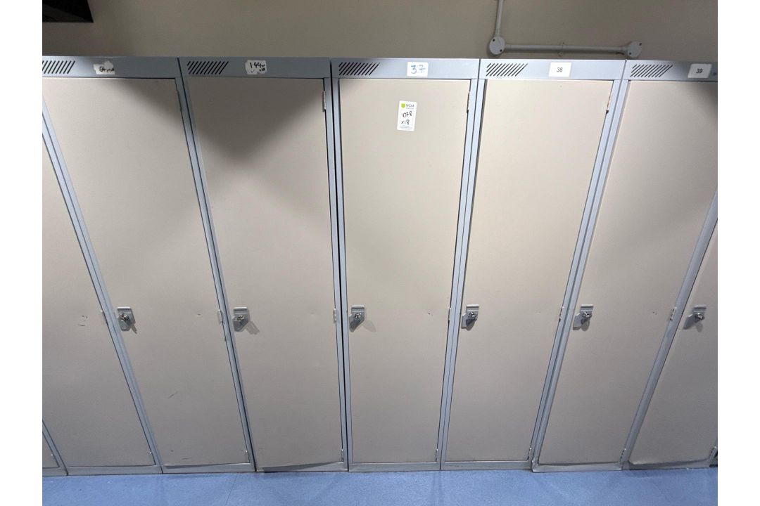 Run Of 18 Lockers - Image 2 of 6