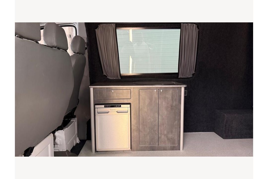 2014 Mercedes Sprinter Camper Van, 141,643 Miles, MOT to March 2026 - Image 13 of 29
