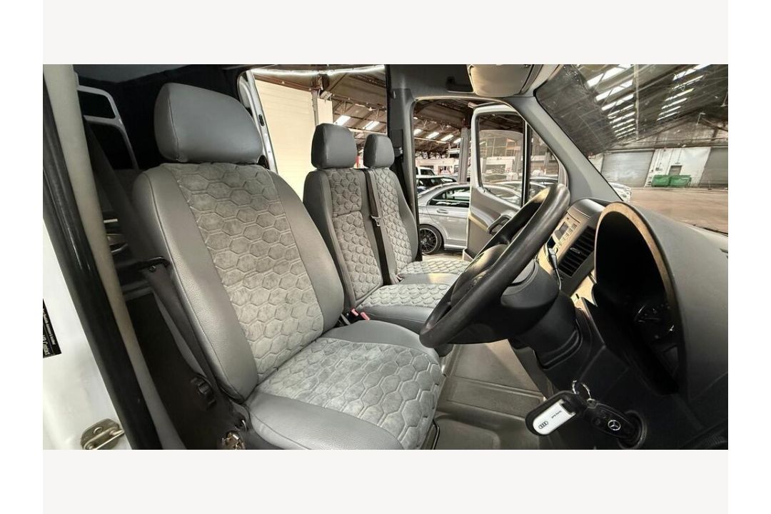 2014 Mercedes Sprinter Camper Van, 141,643 Miles, MOT to March 2026 - Image 17 of 29