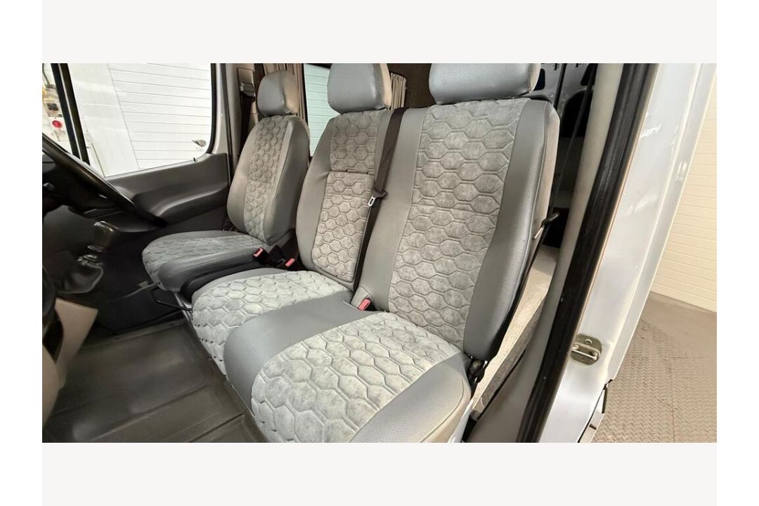 2014 Mercedes Sprinter Camper Van, 141,643 Miles, MOT to March 2026 - Image 22 of 29
