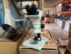 Electric Stereo Microscope