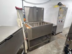 Vigo In-Bottle Pasteuriser Bath, Year of Manufacture 2022,