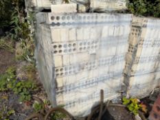 Pallet Of White Bricks, Approximately 520 Bricks