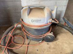 Nilfisk VP300 Vacuum